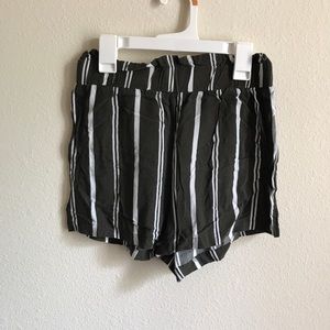 Charlotte Russe size small shorts